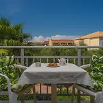 Patrinos Apartment *